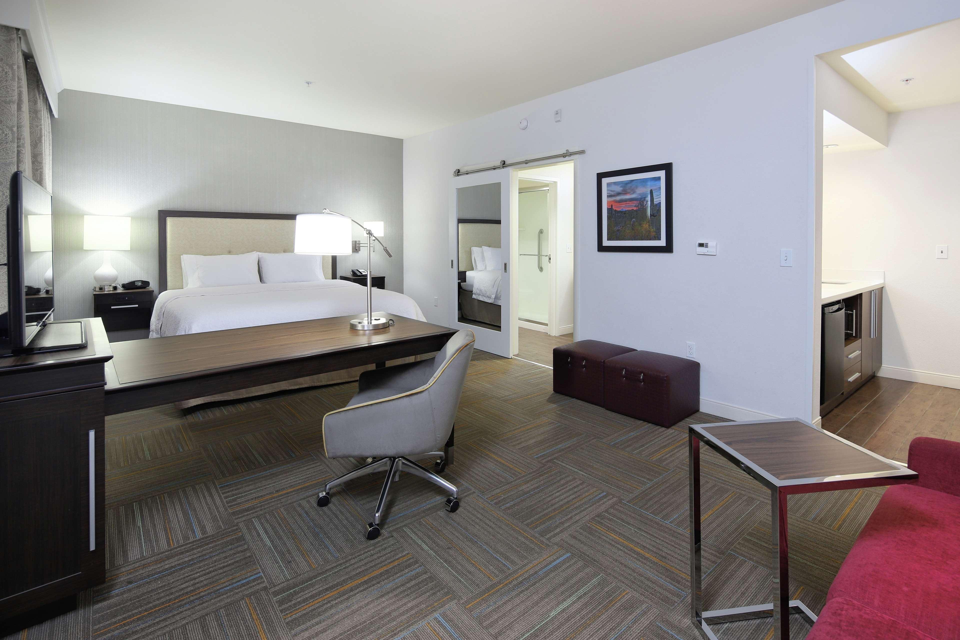 Hampton Inn & Suites Phoenix/Tempe Pokoj fotografie